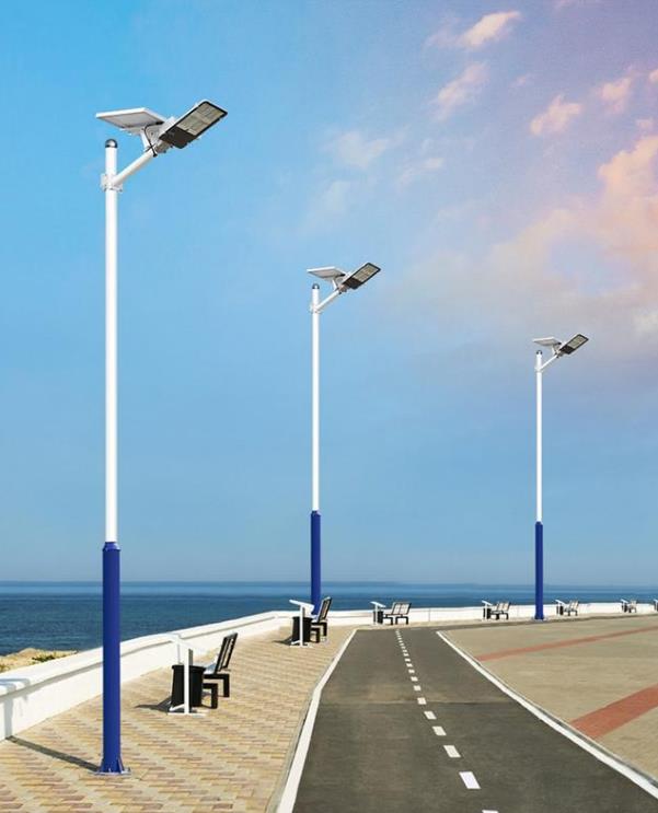 西安顺泰照明：安装哪种太阳能路灯比较省呢?